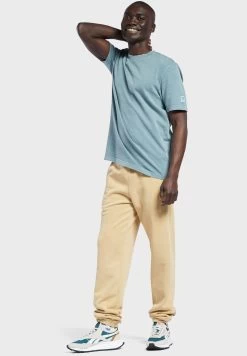 Reebok Classics Natural Dye T-Shirt -Fit Mode Shop 5 zoom desktop 259