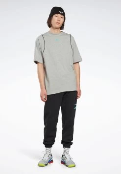 Reebok Meet You There T-Shirt 11 Reebok Meet You There T-Shirt -Fit Mode Shop 5 zoom desktop 273