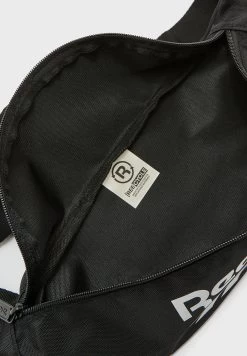 Reebok Classics Foundation Waistbag -Fit Mode Shop 5 zoom desktop 347