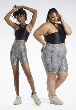 Reebok Cardi B Shorts -Fit Mode Shop 7 zoom desktop 3